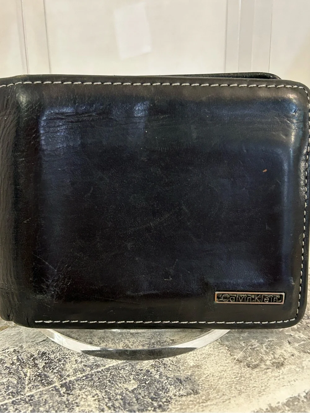 Calvin Klein Black Leather Bifold Card Holder with Stitch Trim